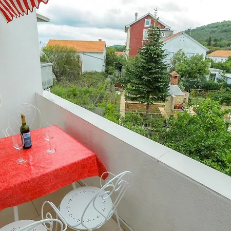 Maslina Apartment *