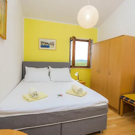 Apartment Maslina Bozava