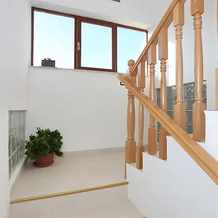 Maslina Appartement *