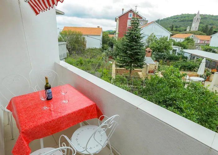 Maslina Apartamento *